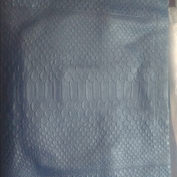 Coach bag! Brand new w tags - Picture 3 of 4